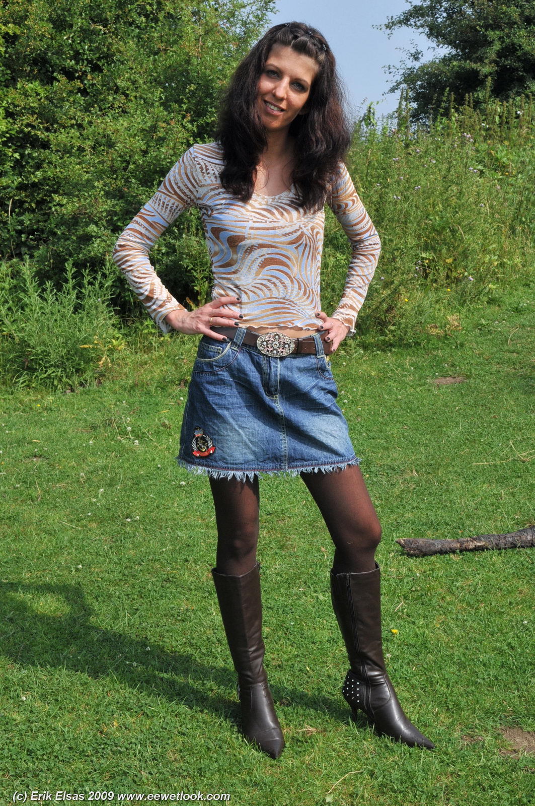 Crossdressing jeans
